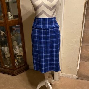 NWT Medium Lularoe Cassie pencil skirt-blue background w/ white and black checks